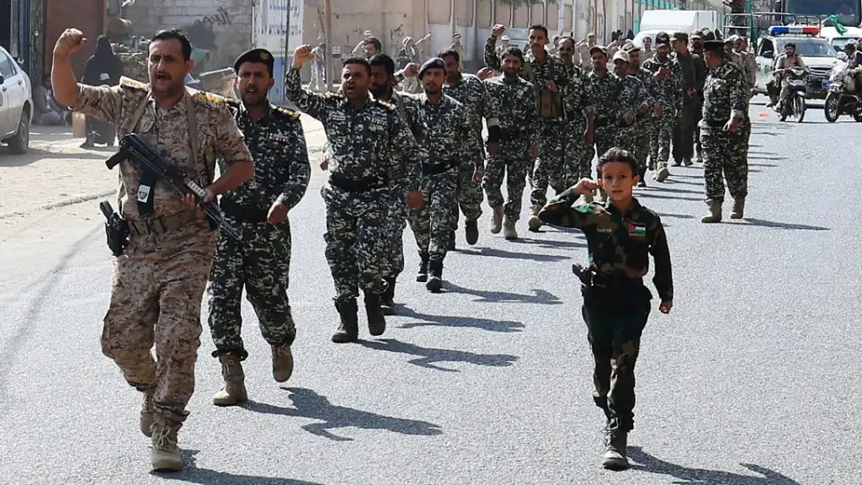 Houthi Seizure of Red Sea Islands Threatens Global Oil Supply Amid Iran War