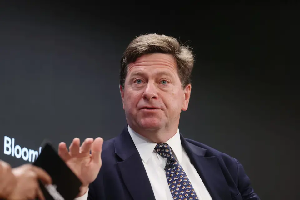 Trump taps Jay Clayton to lead DNI amid Pulte controversy