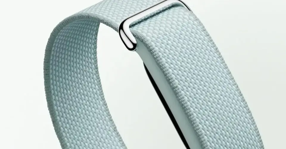 Fitbit Air preorder perks: free second band and retailer credits