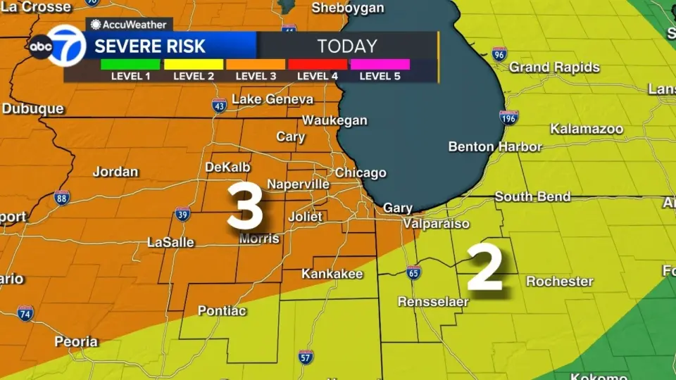 Chicago braces for two-day severe storm threat with damaging winds