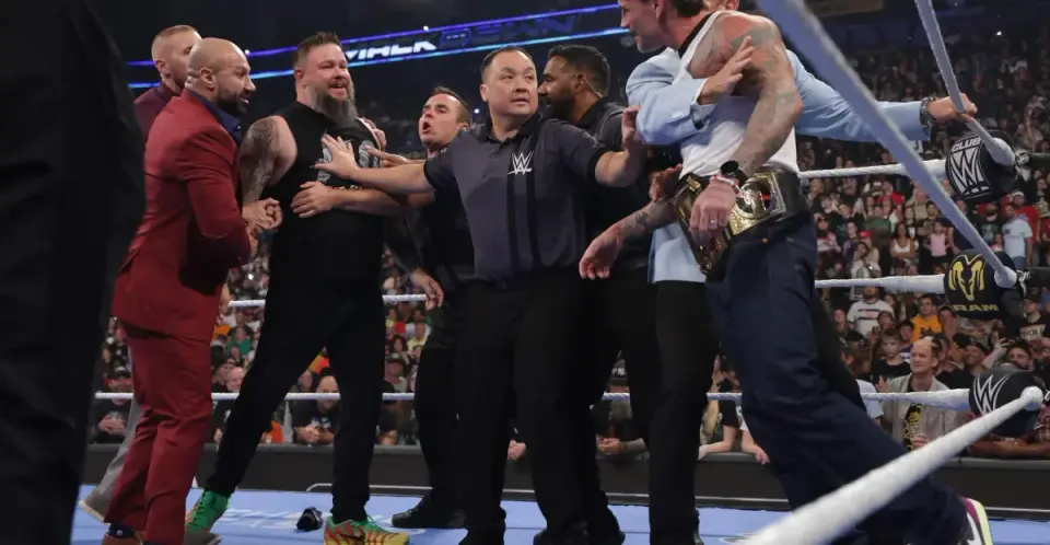 Star-Powered SmackDown Sets Up Toronto Showdowns