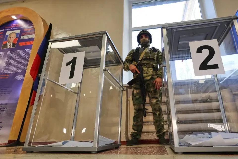 Russia forces voting in occupied Ukraine despite international condemnation