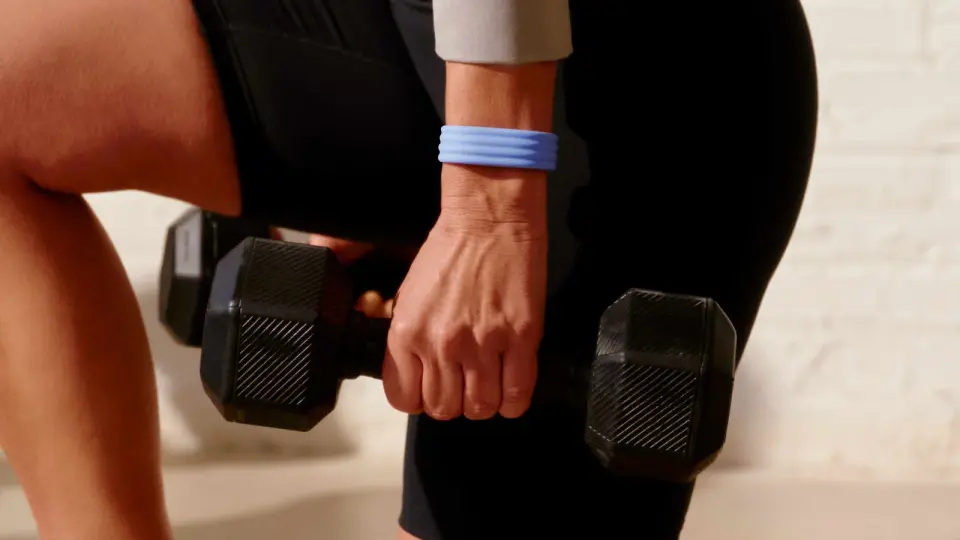 Google's Fitbit Air aims to out-slim Whoop with a screenless, battery-friendly design