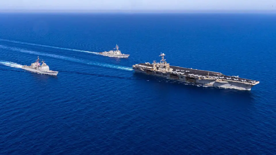 Hormuz Blockade Ignites 7% Oil Rally, Highlighting COP, CVX, XOM