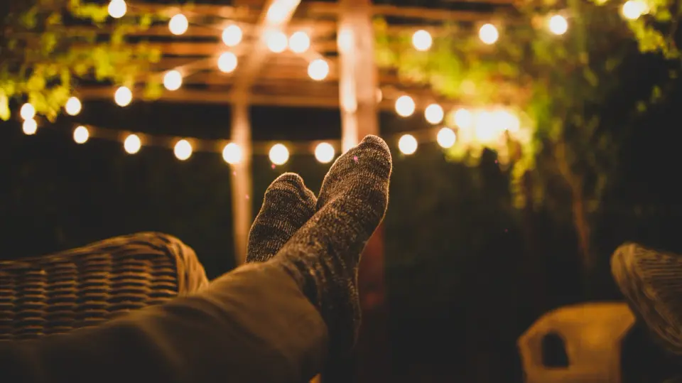 Sundate's $190 Hanging Heater Offers a Space-Saving Alternative for Cold Patios