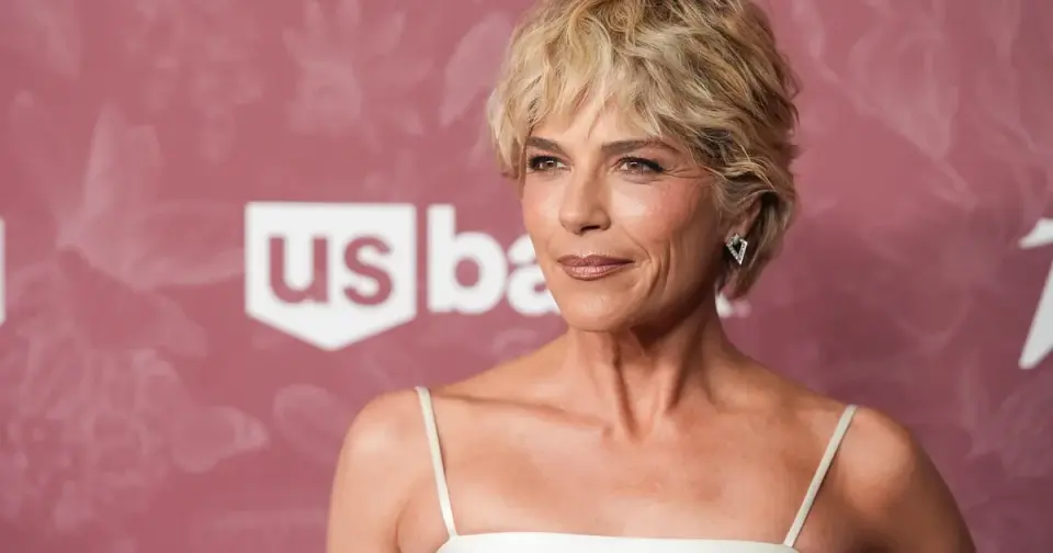 Selma Blair faces federal and state assault charges after Delta flight incident