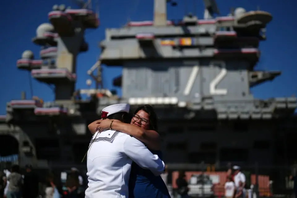 USS Lincoln Completes Record Deployment, Returns to San Diego