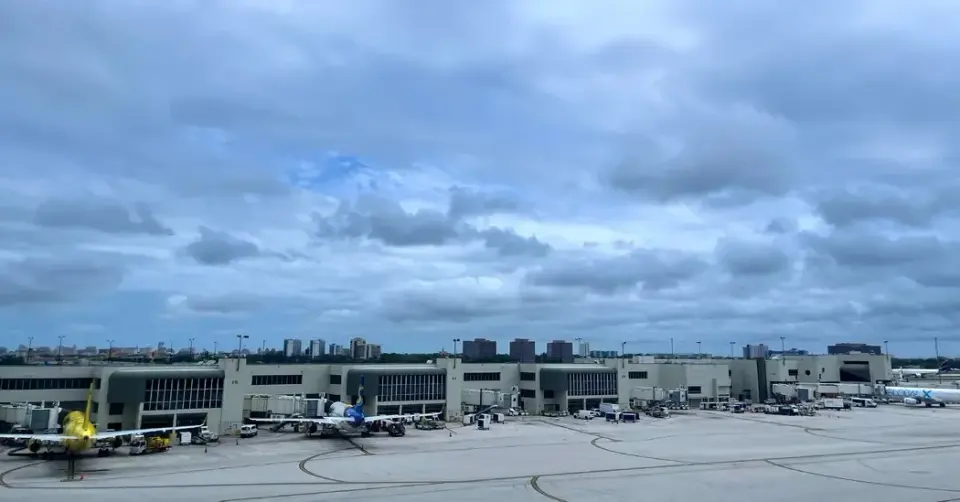Isaias weakens but leaves major travel hubs disrupted