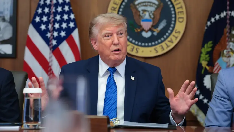Trump weighs rapid strikes on Iran's energy targets to pressure ceasefire talks