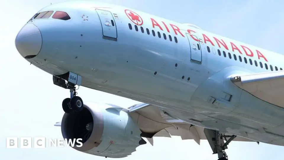 Air Canada captain charged after 17 years flying on forged credentials