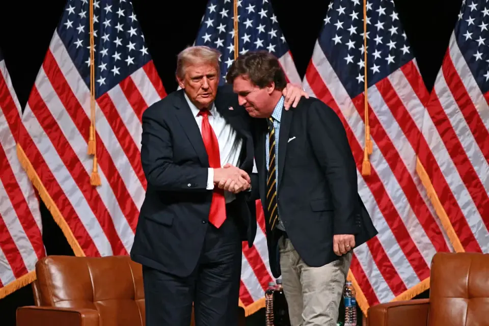 Carlson urges Cabinet to invoke 25th Amendment over Trump's Iran threats