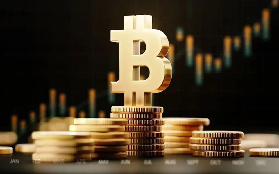 BlackRock and Grayscale Link Bitcoin Surge to $40 Trillion US Debt Milestone
