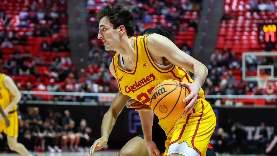 One Piece Away: Kentucky, BYU and Others Chase Final Roster Boosts