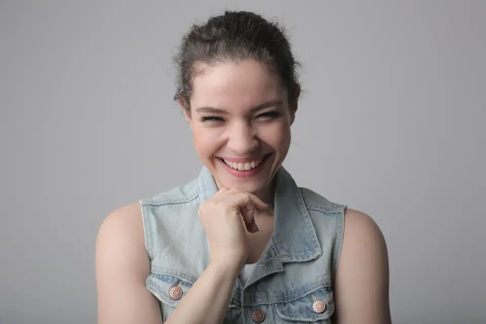 Duchenne Yearbook Smile Signals Personality Clues, Not a Life Hack