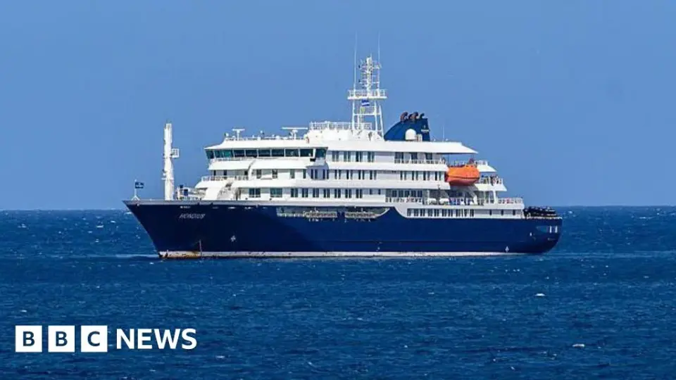 US to fly Americans home from hantavirus-hit cruise ship on charter medical flight
