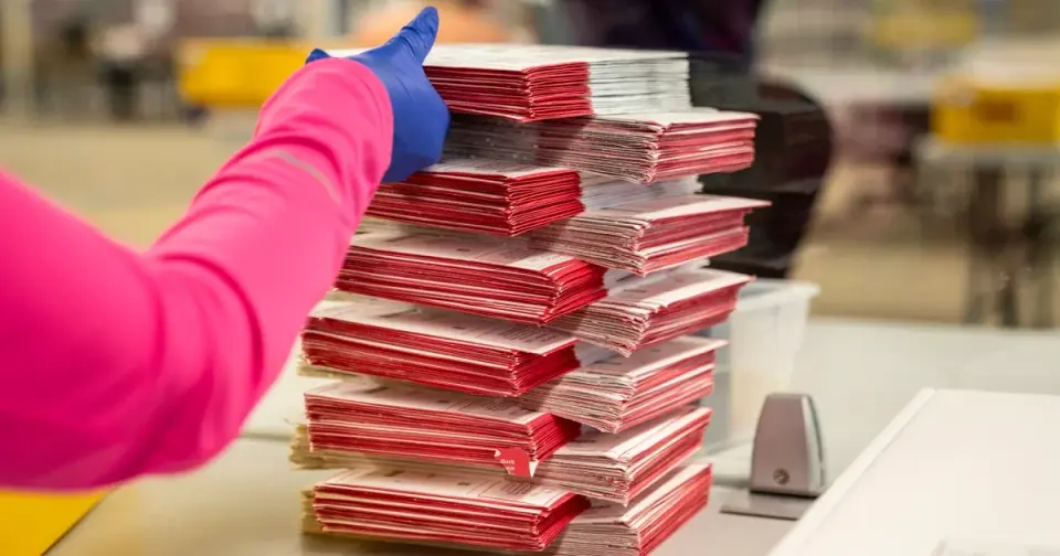 DOJ Demands Washington Sequester Ballots From 400 Alleged Noncitizens Ahead of Midterms