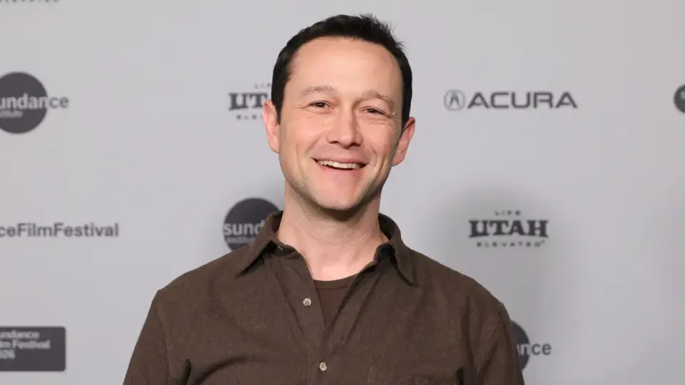 Gordon-Levitt Shifts AI Focus From Existential Risk to Human Empathy and Corporate Power