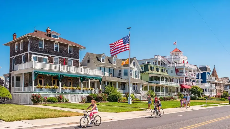 Cape May Imposes Evening Curfew for Teens to Tackle Underage Drinking