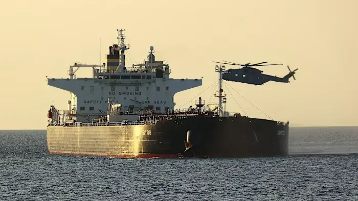 Sanctioned Tankers Flood Russian Registry as Western Crackdown on False Flags Intensifies