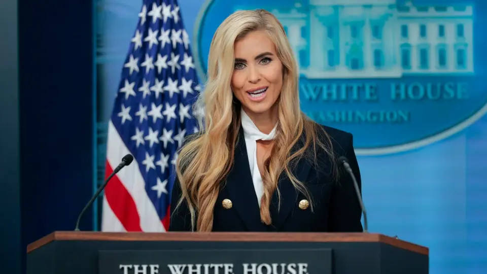 Trump Tells Press Secretary Zacharia to Reconsider Role After Credential Crisis