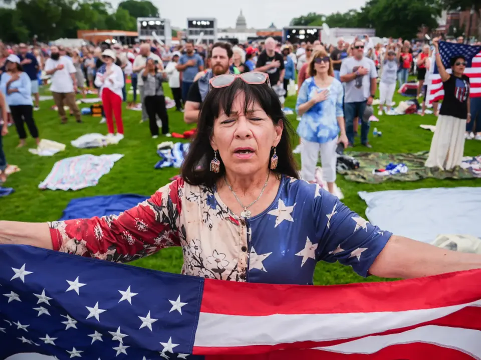 Trump-led National Mall prayer rally sparks debate over faith and government