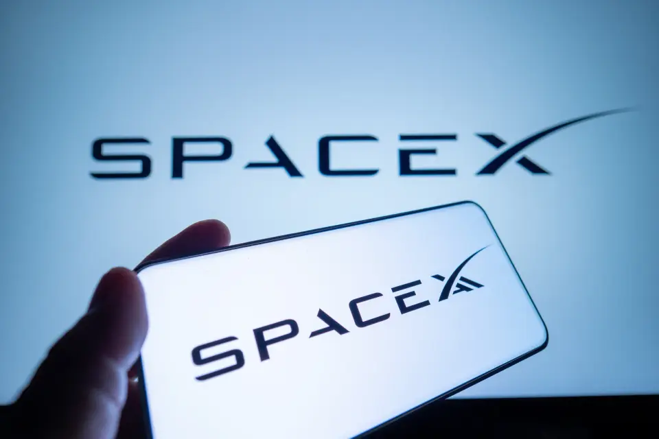 SpaceX Faces Valuation Test as Anthropic’s $120B Deal Hinges on 90-Day Exit Clauses