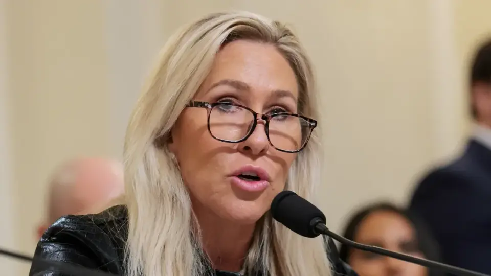 Greene and Carlson Signal Move to Forge a Third-Party Bloc With Massie and Kent