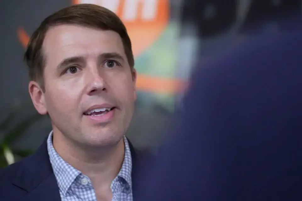Midterm Funding Gap and Brand Fatigue Threaten Democratic Blue Wave