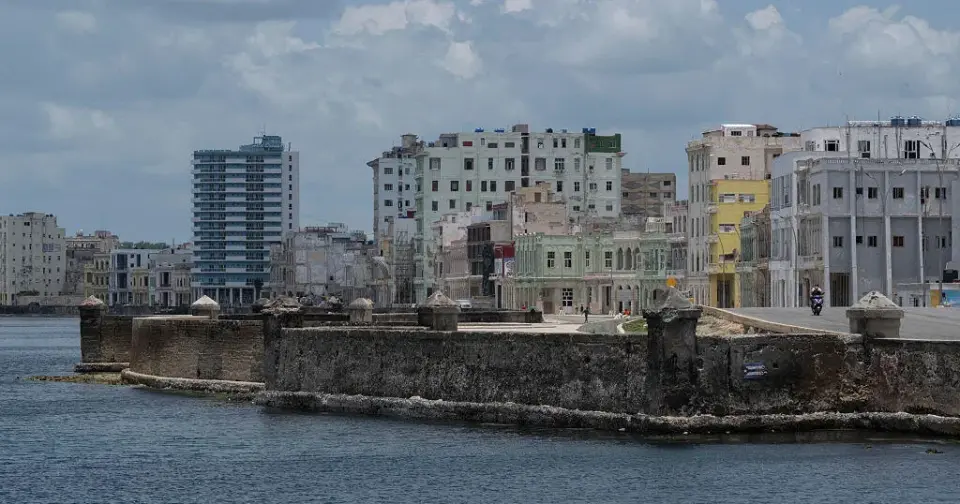 U.S. Army Reserve Prepares Logistics and Medical Units for Potential Cuba Operations