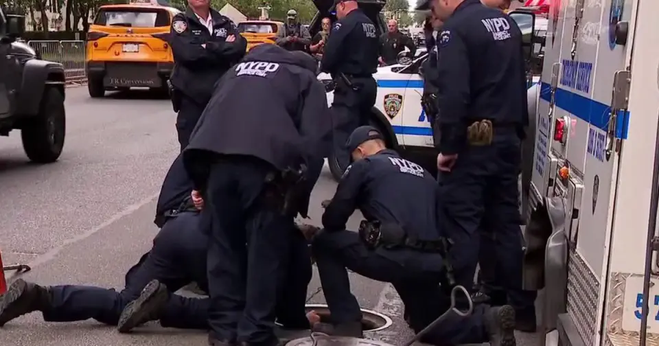 NYPD Arrests Two Men for Sewer Trespass Near Netanyahu's Hotel