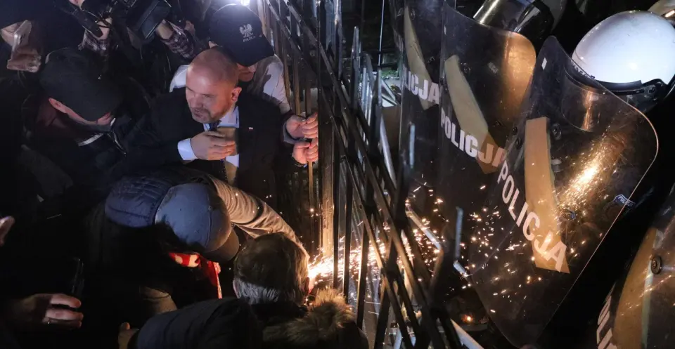 Poland’s Constitutional Tribunal Seized in Disputed Power Grab as President Returns from Senegal
