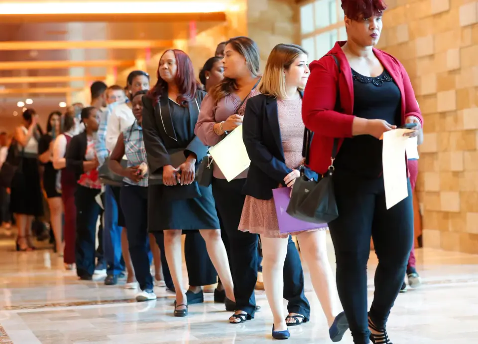 AI-driven application volume forces cover letters out of the hiring process
