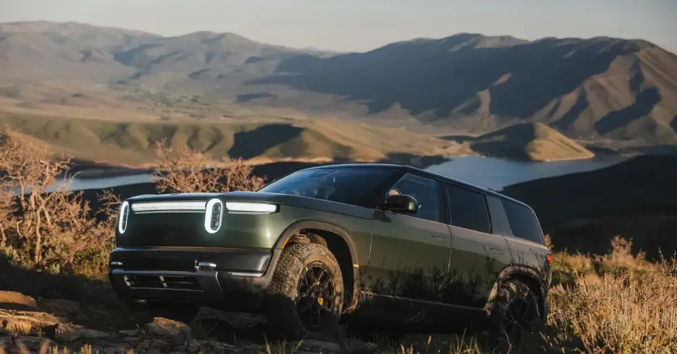 Rivian R2 Bets on Mass Market With Four Trims and 330-Mile Range