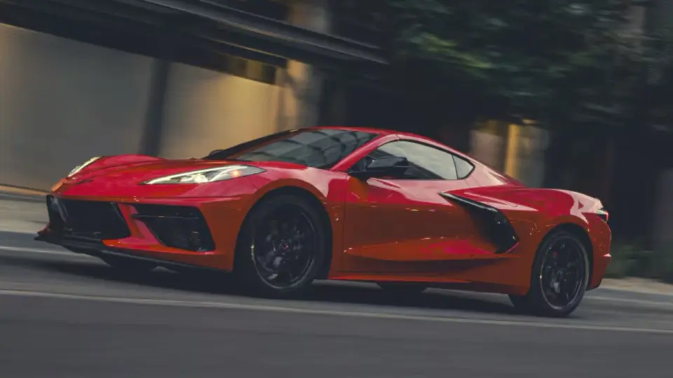 C8 Corvette Owners Face High Maintenance, Transmission Glitches, and Storage Limits