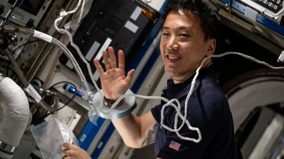 Jonny Kim Exits NASA to Rejoin Naval Aviation