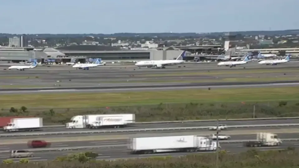 ATC Capacity Crunch Triggers Ground Stops at Newark, Teterboro, and Philly