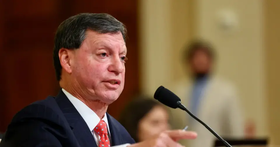IRS Simplifies Retirement Plan Rollovers with New Guidance