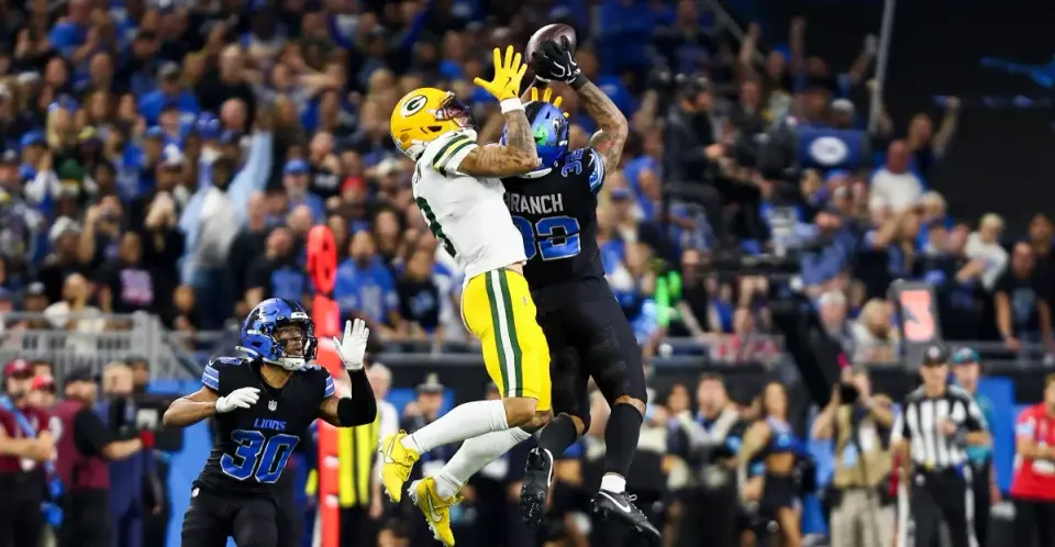 Lions Defeat Packers 20-17 as Green Bay Red Zone Struggles and Kicker Misses Decide Game