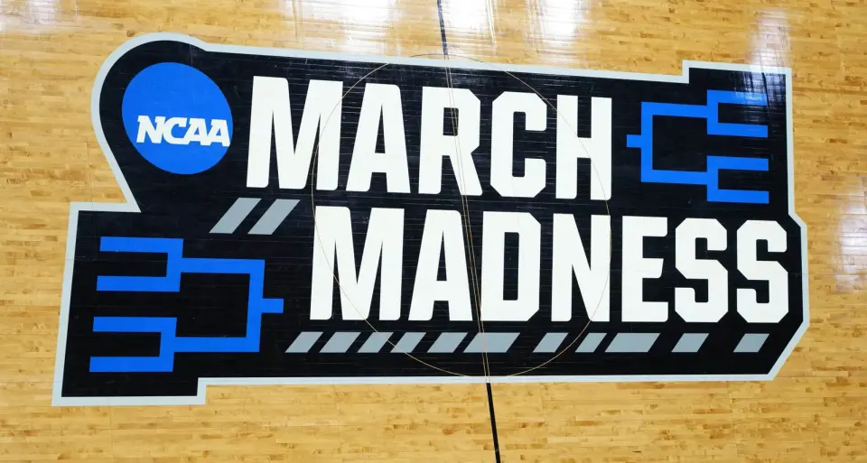 NCAA moves toward 76-team field, widening pre-tournament play-ins