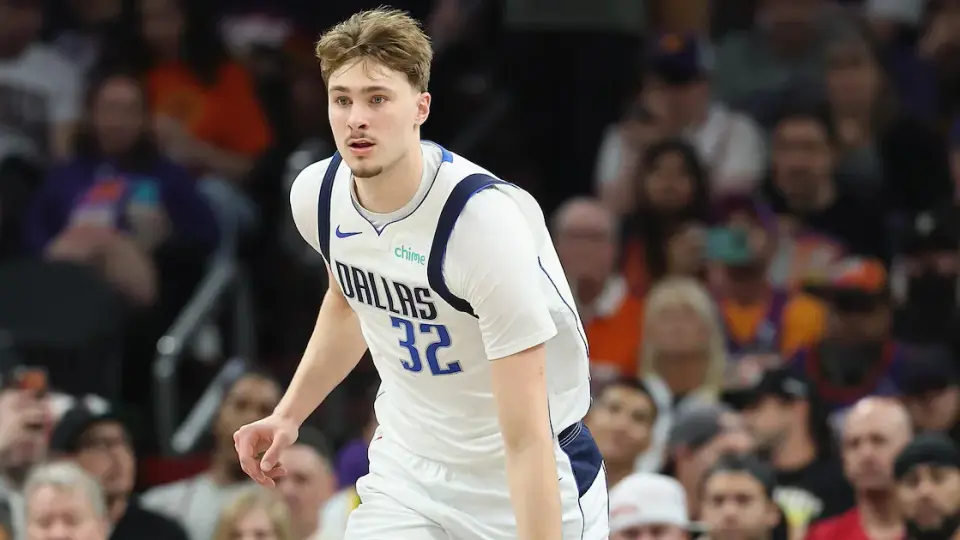 Mavericks Offer Seven-Item, Million-Dollar Bounty for Cooper Flagg Patch Card