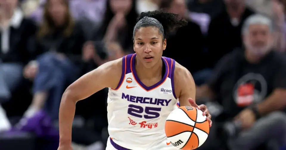 Flagrant clash costs Alyssa Thomas a game in Clark saga