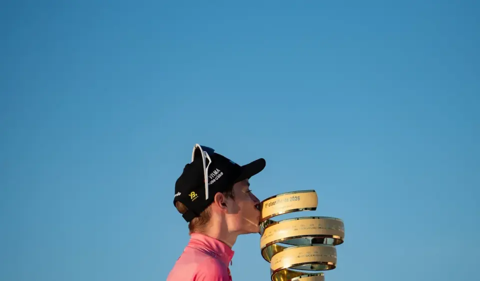 Vingegaard Dominates the Giro with Relentless Precision