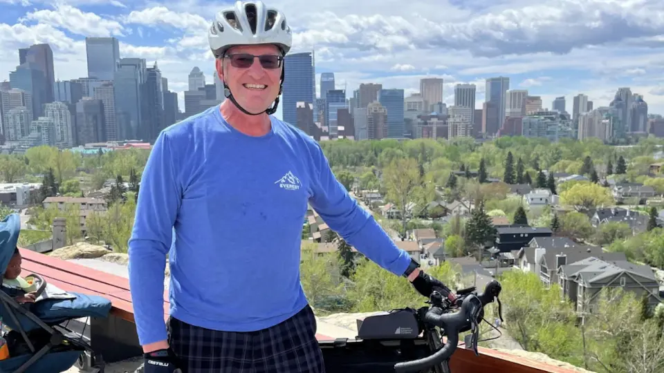 Eye trouble uncovers stage 4 lung cancer; endurance athlete defies odds with new therapies