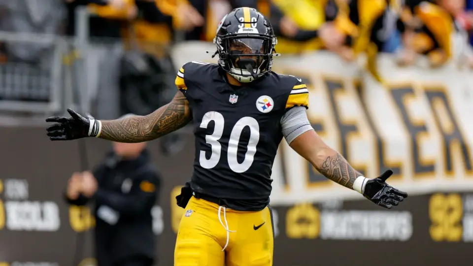 Jaylen Warren Earns First AFC Offensive Player of the Week Award After Historic Steelers Performance