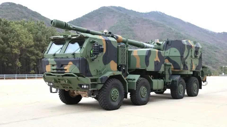 US Army Moves Forward with Hanwha’s K9 Mobile Howitzer Prototypes