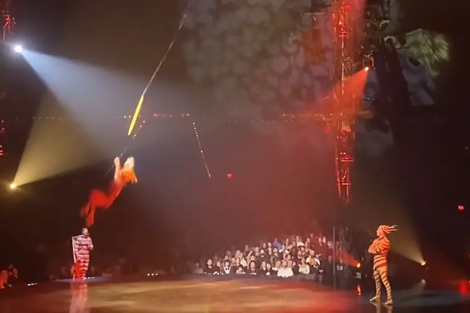 Acrobat sues Cirque du Soleil for $16M after 11-bone fall in Portland