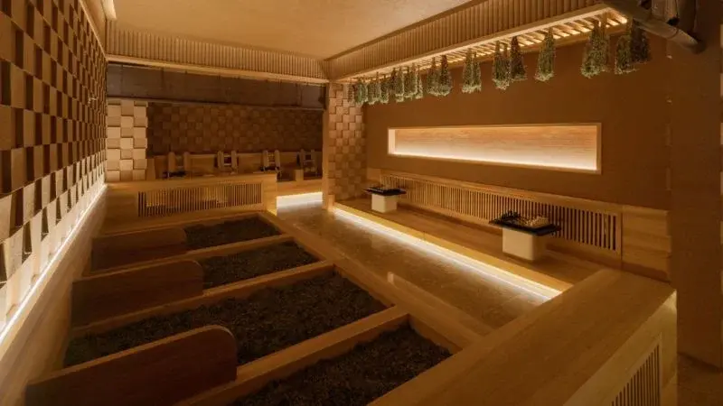 China’s 24-Hour Mega Spas Blend Luxury Amenities with Budget-Friendly Escapism