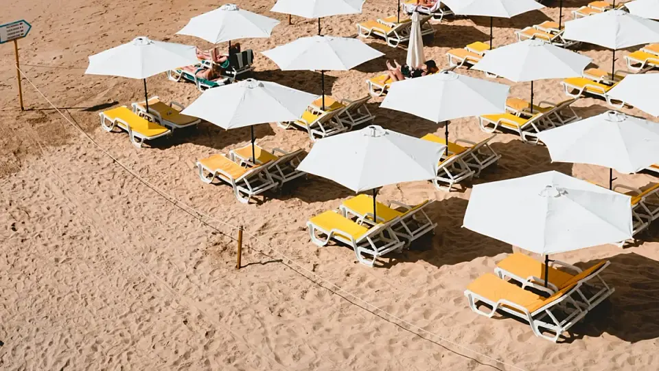 German tourist wins near €1,000 payout after sunrise sunbed dash ruins Kos holiday