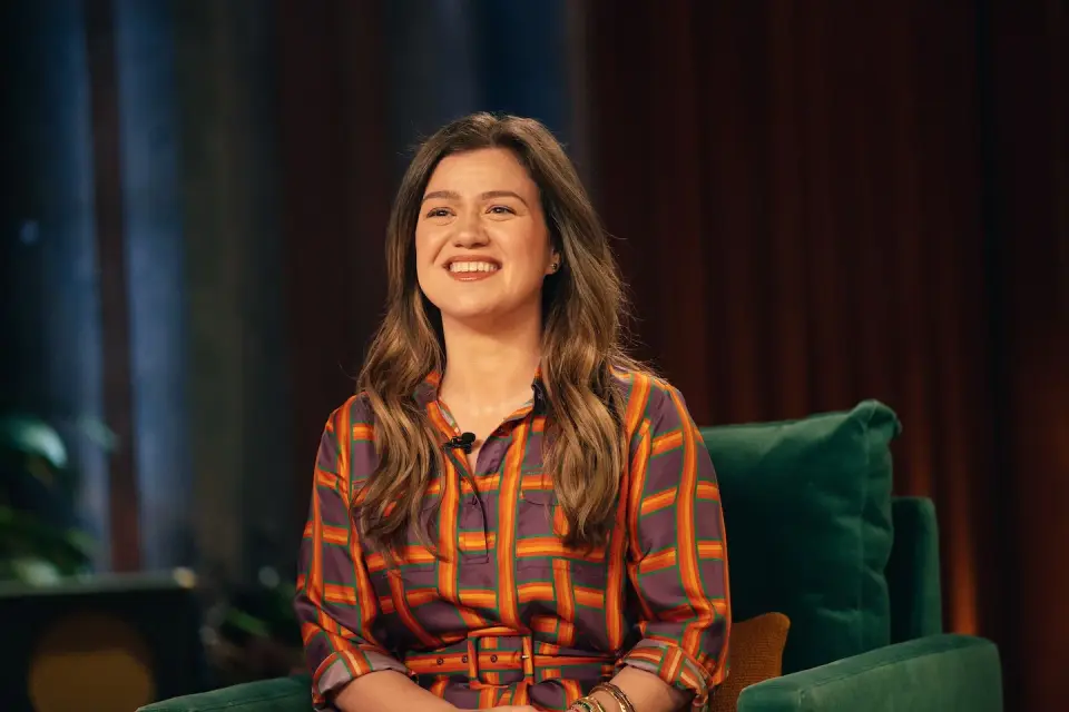 Kelly Clarkson’s Brooklyn Shop Clash Highlights the Cost of Unfiltered Celebrity Rants