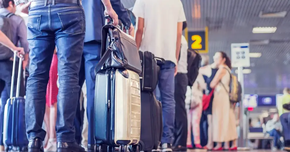 Etiquette Experts and Surveys Highlight Common Air Travel Faux Pas